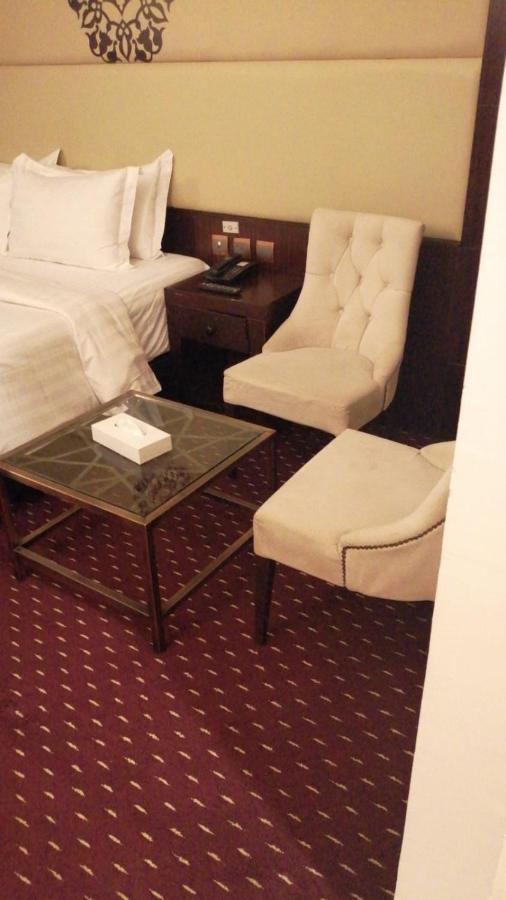 Hotel Rawdat Al Safwa *